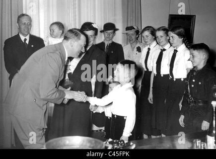 Finance Minister Schwerin von Krosigk's family congratulates Hitler on his birthday Stock Photo