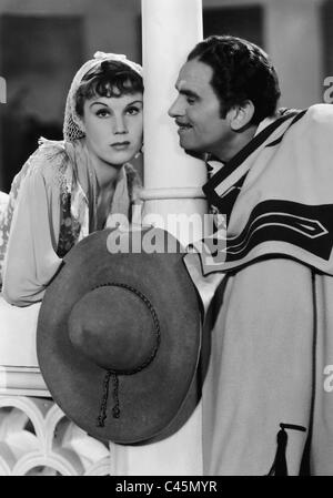 Douglas Fairbanks and Joan Gardner in 'Don Juan', 1934 Stock Photo