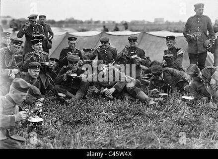 German soldiers eat, 1912 Stock Photo