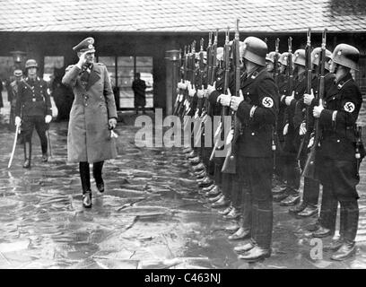 Minister of War von Blomberg with the SS Bodyguard Regiment 'Adolf Hitler' Stock Photo