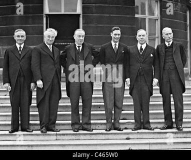 Stanley Baldwin and George VI. with Prime Ministers of the Commonwealth, 1937 Stock Photo