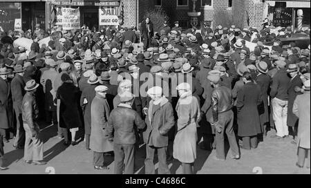 Protest During The Great Depression In France 1933 Stock Photo Alamy   Protest Against Eviction During The Great Depression 1932 C4686c 