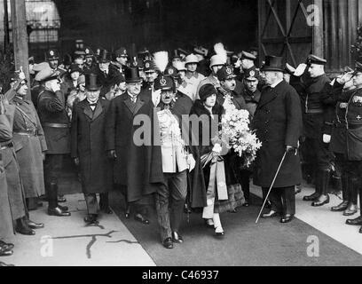 King Amanullah Khan and Paul von Hindenburg in Berlin, 1928 Stock Photo