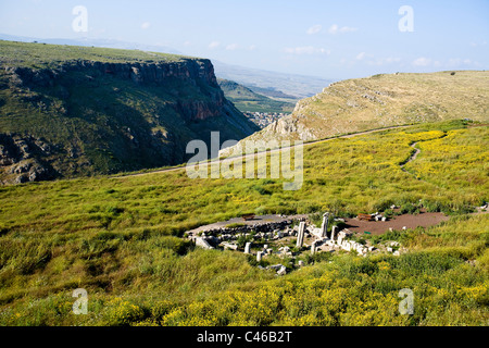 Aerial photograph of the ruins of the Arbel synagogue on mount Arbel Stock Photo