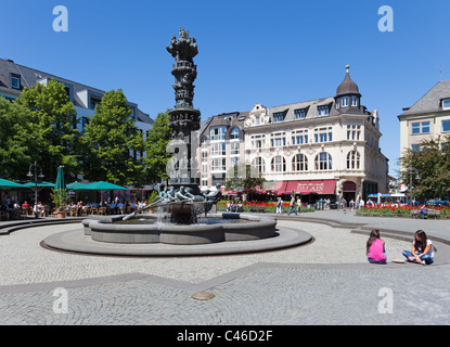 The Josef-Görres Square (Josef-Görres Platz) in Koblenz with the History Column (Historiensaeule) Stock Photo