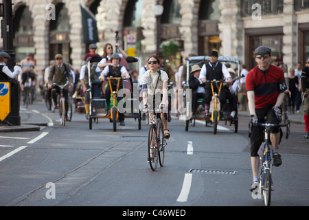 The Tweed Run, London, UK, 11th April 2011: The ride continues along Regents Street Stock Photo