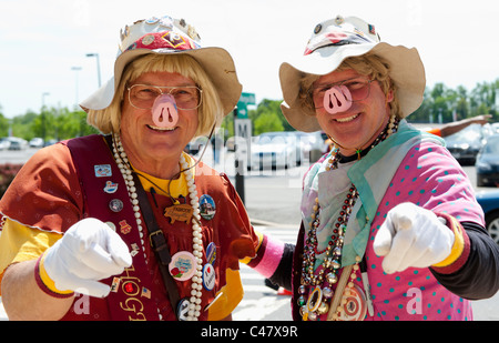 27 Washington Redskins Hogettes Photos & High Res Pictures - Getty Images