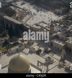 Aerial photograph of the western wall and the Temple mount in the old ...
