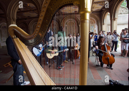 Musicians on Bethesda Terrace in Central Park in New York Stock Photo