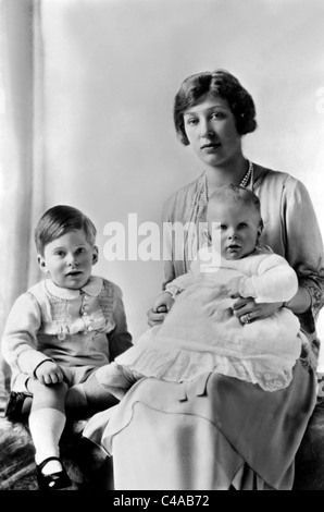 GERALD LASCELLES GEORGE LASCELLES & PRINCESS MARY ROYAL FAMILY MOTHER ...