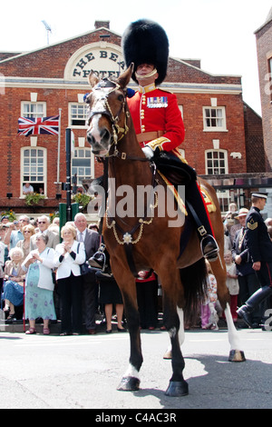 Lt Col Lincoln Jopp MC commands the 1st Battalion Scots Guards Freedom ...