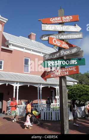 St. Saint Augustine Florida,Gator Bob's,Heritage Museum,trading post,souvenirs,gifts,sign,logo,entrance,front,signs,arrows,visitors travel traveling t Stock Photo