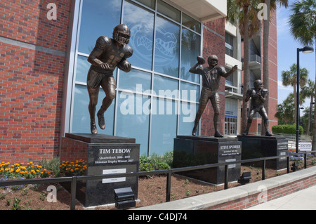 Tim Tebow statue - Picture of Ben Hill Griffin Stadium, Gainesville -  Tripadvisor