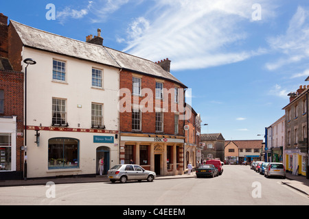 High Street Shaftesbury town centre Stock Photo - Alamy