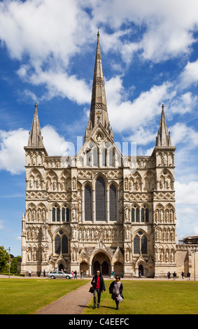 Salisbury Cathedral, Salisbury, Wiltshire, England, UK Stock Photo