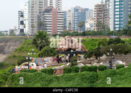 The art sculpture El Beso (the kiss) at the Love Park in the Miraflores district of Lima, Peru. Stock Photo