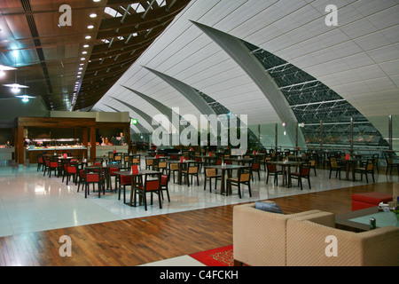 Emirates business class lounge terminal 3 dubai Stock Photo