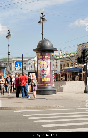 Prospekt st petersburg road and book by gogol