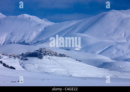 Castelluccio & the Piano Grande in winter, Monti Sibillini National Park, Umbria, Italy Stock Photo