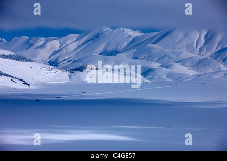 Castelluccio & the Piano Grande in winter, Monti Sibillini Nationla Park, Umbria, Italy Stock Photo