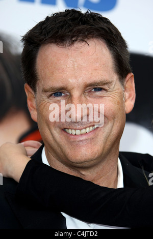 MARK WATERS MR. POPPER'S PENGUINS LOS ANGELES PREMIERE HOLLYWOOD LOS ANGELES CALIFORNIA USA 12 June 2011 Stock Photo