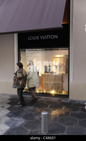 Louis Vuitton shop Nice France Stock Photo: 34316953 - Alamy