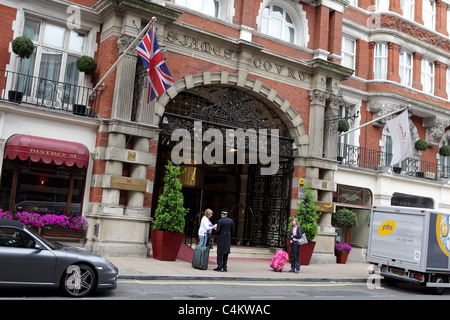 CROWNE PLAZA LONDON-ST JAMES HOTEL, situated in Buckingham Gate and viewed here at an slightly angled aspect. Stock Photo