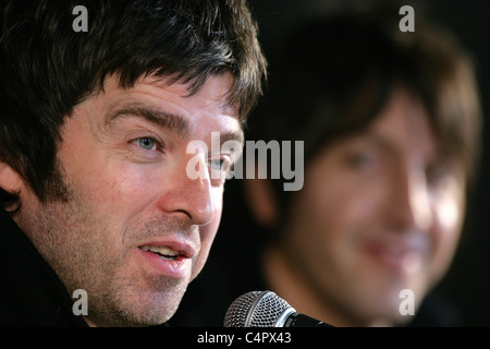 Noel Gallagher speaks during a press conference at Slane Castle, Slane Castle, Co Meath, Rep of Ireland, after it was announced Stock Photo