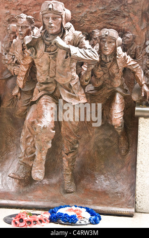 Bronze Battle of Britain World War 2 monument memorial sculpture by Paul Day Victoria Embankment London England Europe Stock Photo