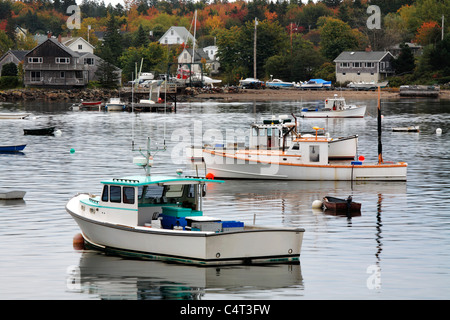 Lobster Boats At Rest On An Overcast Autumn Morning In Bass Harbor, Mount Desert Island, Acadia National Park, Maine, USA Stock Photo