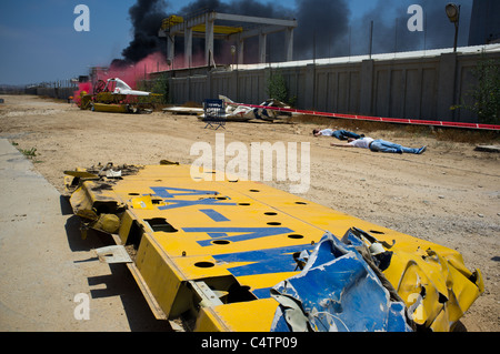 'Turning Point 5', now in its last day, drills a passenger jet crash at Reading Power Plant. Tel-Aviv, Israel. 23/06/2011. Stock Photo