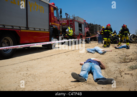 'Turning Point 5', now in its last day, drills a passenger jet crash at Reading Power Plant. Tel-Aviv, Israel. 23/06/2011. Stock Photo