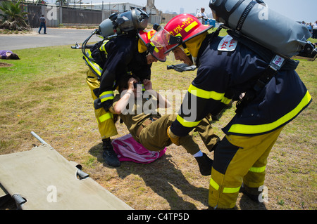 'Turning Point 5', now in its last day, drills a passenger jet crash at Reading Power Plant. Tel-Aviv, Israel. 23/06/2011. Stock Photo