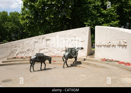 London Mayfair Hyde Park modern contemporary memorial statue or statues of Animals in War by David Backhouse mule Stock Photo