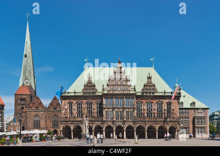 Bremen guildhall and Church of Our Lady, Germany, Europe