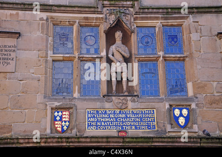 Statue of the Duke of York on Old Market Hall in The Square, Shrewsbury, Shropshire, England, United Kingdom Stock Photo
