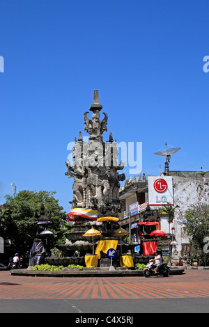 Kanda Pat Statue, stands for the protection of travellers. Semarapura, Klungkung, Bali, Indonesia. Stock Photo