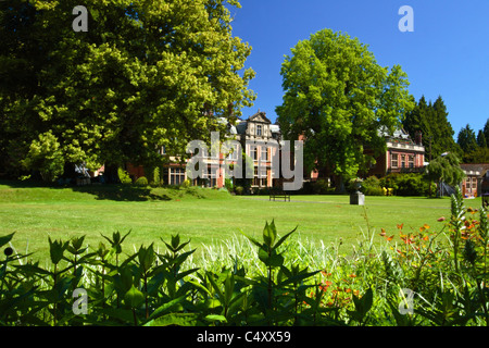 Sue Ryder Hospice care facility at Joyce Grove House, Nettlebed, Henley-on-Thames, Oxfordshire, United Kingdom Stock Photo