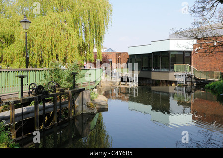 The weir in the River Lea beside Hertford Theatre Stock Photo