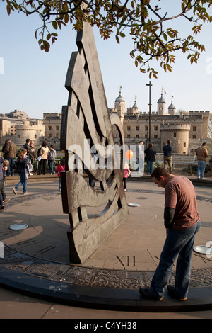 The sundial at Tower Hill underground station has a neat history of ...