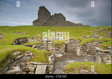 Iron age settlment remains excavated at Jarlshof, Shetland Isles Scotland. UK.    SCO 7382 Stock Photo