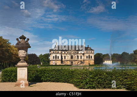 Palais im Großen Garten Dresden | palace in the grosse garten park Dresden Stock Photo