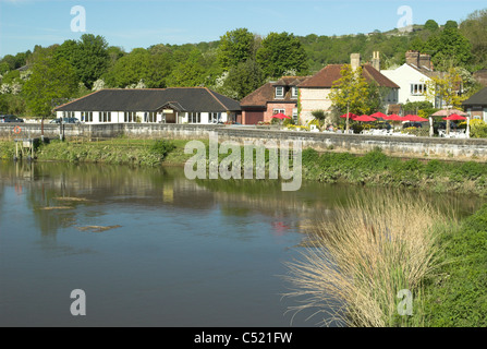 The River Arun at Houghton Bridge near to the picturesque villages of Houghton and Amberley in West Sussex. Stock Photo