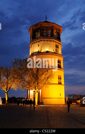 Night scene at the Rhine river with the Schlossturm, landmark of the old town of Duesseldorf, North Rhine-Westphalia, Germany Stock Photo