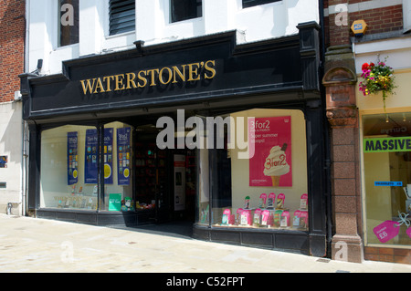 Waterstone's bookshop in Upper High Street, Winchester Hampshire, England Stock Photo