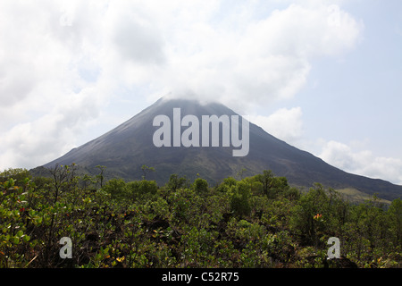 Arenal Volcano, in Spanish Volcán Arenal, near La Fortuna, Costa Rica, Central America Stock Photo