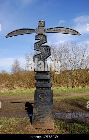 Trans Pennine Trail sign National Cycle Route 62. Stock Photo