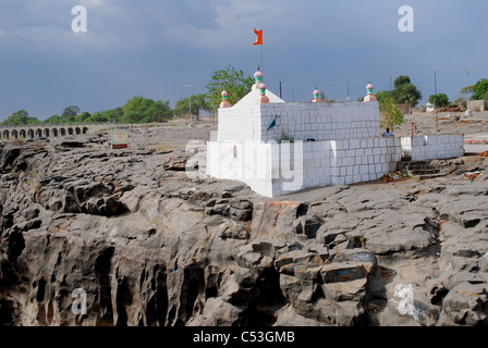 malganga temple in river side Stock Photo - Alamy