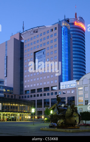 Ernst-Abbe-Platz Square, b59 building and Jentower, in the evening, landmark of Jena, Thuringia, Germany, Europe Stock Photo