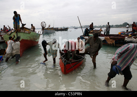 The Kivukoni Fish Market in Dar Es Salaam, Tanzania. Stock Photo